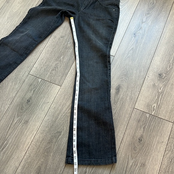 Laredoute Creation Sz 6 black embellished pockets boot cut jeans. - Picture 8 of 9